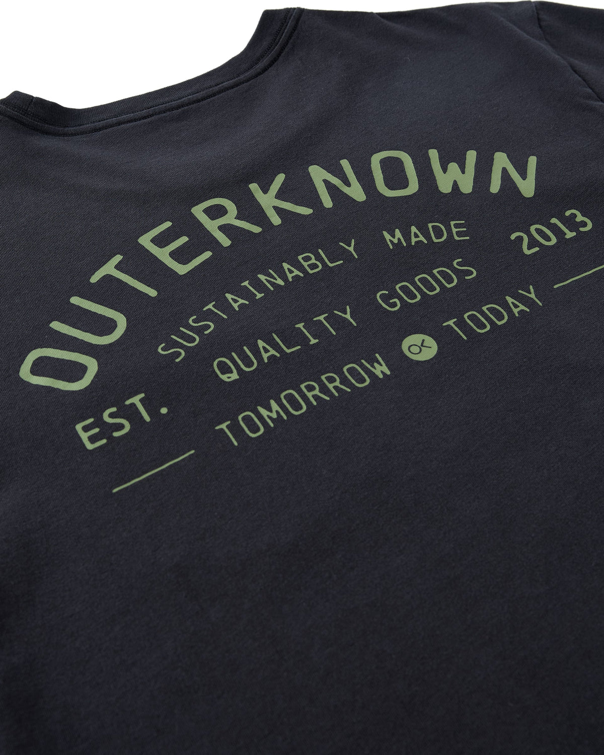 INDUSTRIAL OUTERKNOWN POCKET TEE