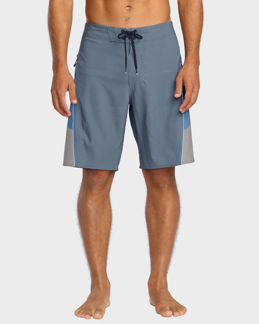 STRADDIE AIRLITE 20" BOARDSHORTS