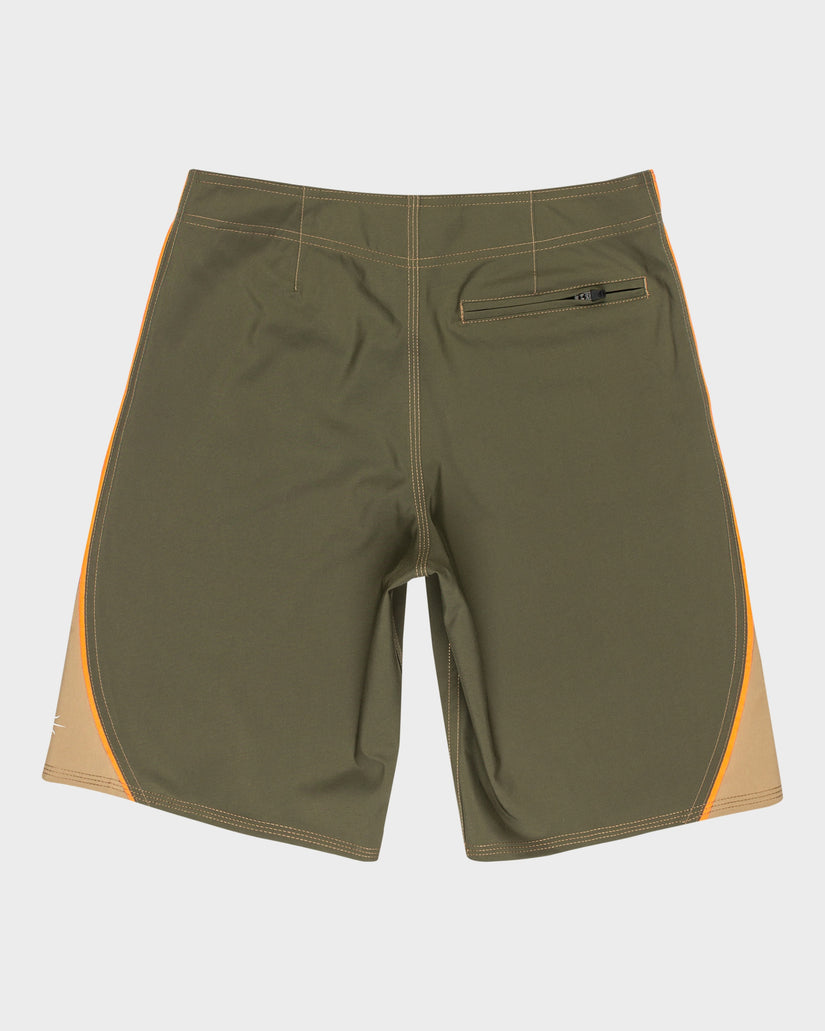 BOYS MERCURY 99 YOUTH 18 INCH BOARDSHORTS