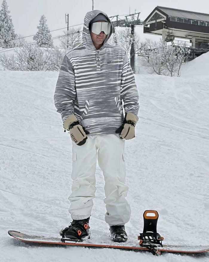 STREAKY HOODED PULLOVER