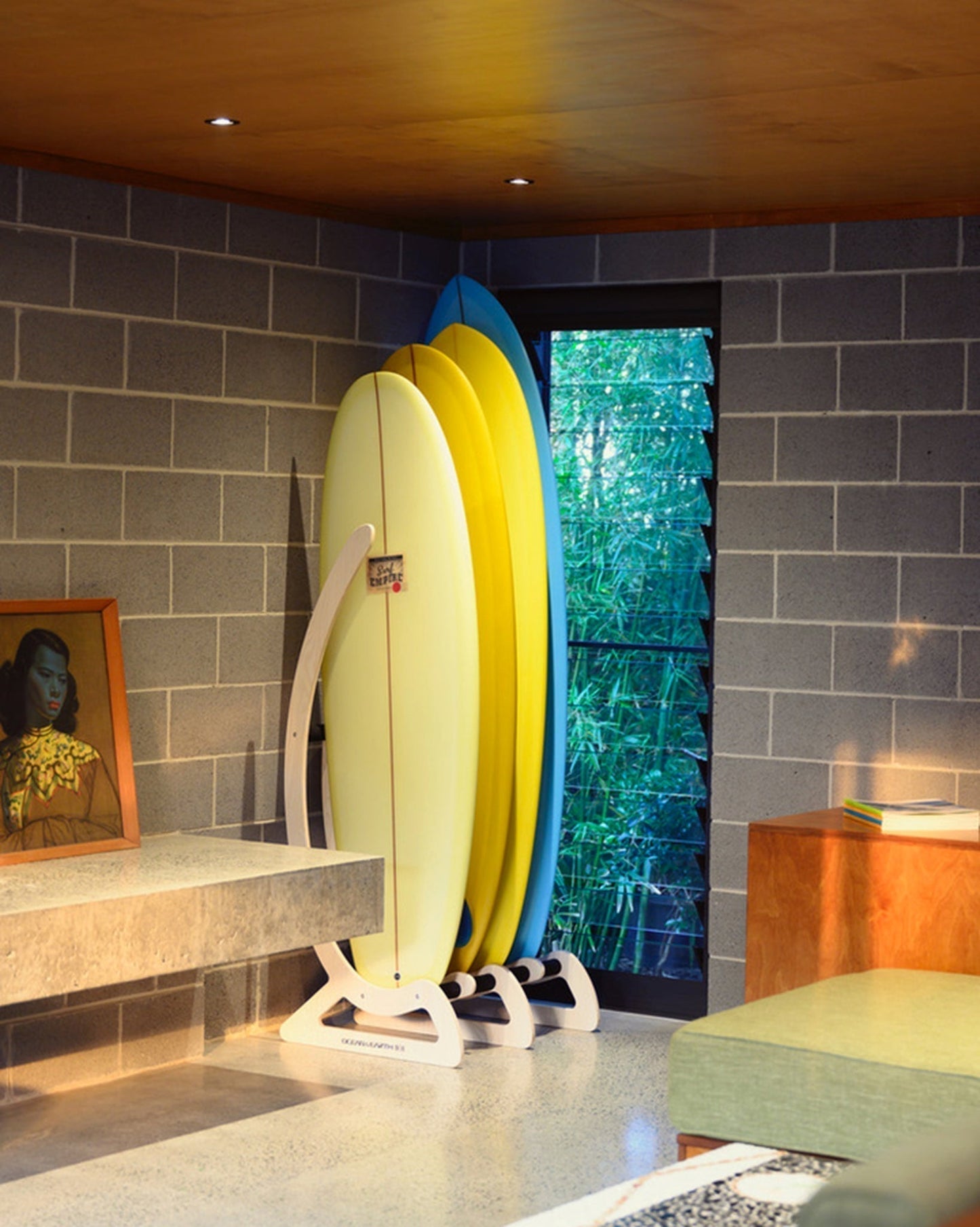 TIMBER FREE STANDING RACK