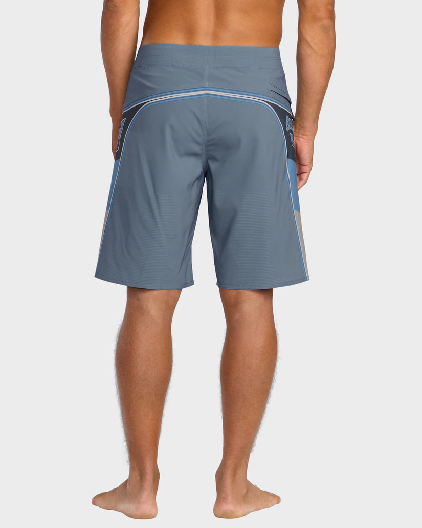 STRADDIE AIRLITE 20" BOARDSHORTS
