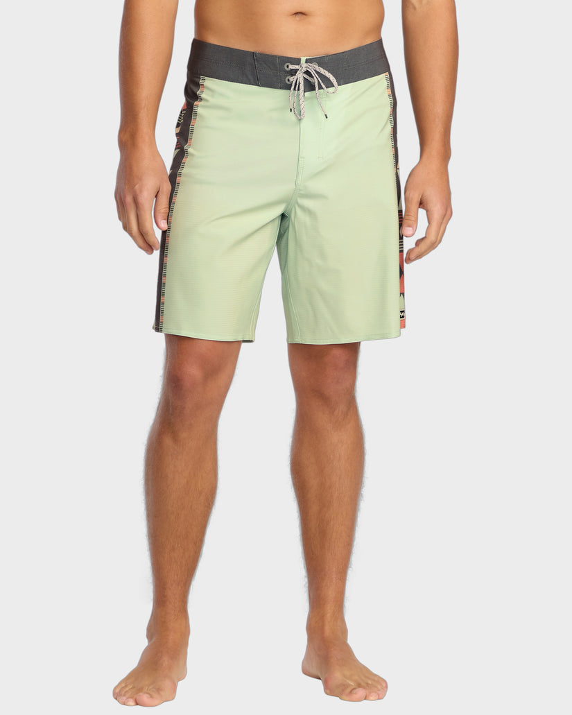 SUNDAYS AIRLITE 18.5 INCH BOARDSHORT