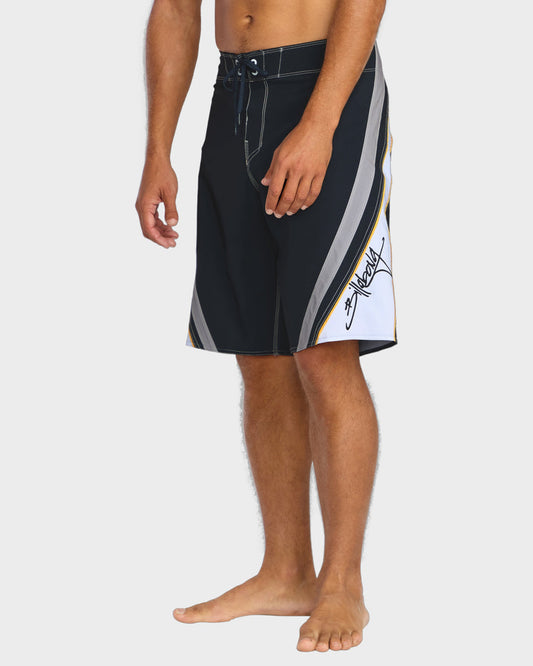 FLUID 2K PRO 21 INCH BOARDSHORT