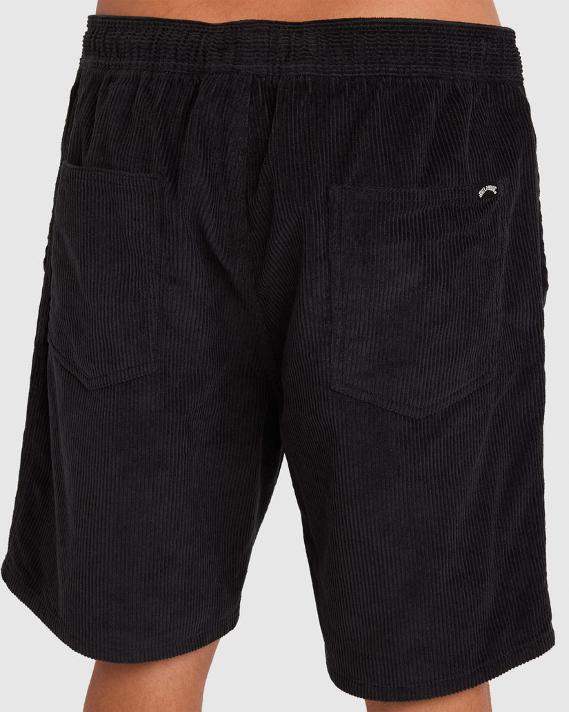 LARRY 18 INCH CORDUROY WALKSHORTS