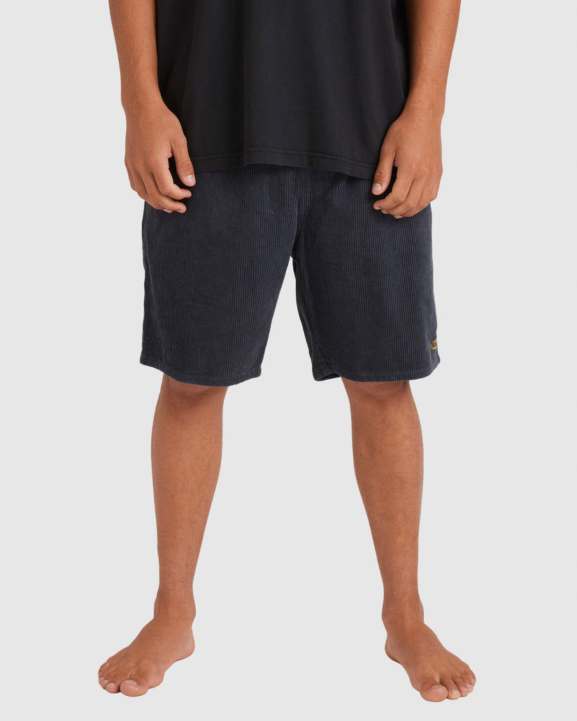 LARRY 18 INCH CORDUROY WALKSHORTS