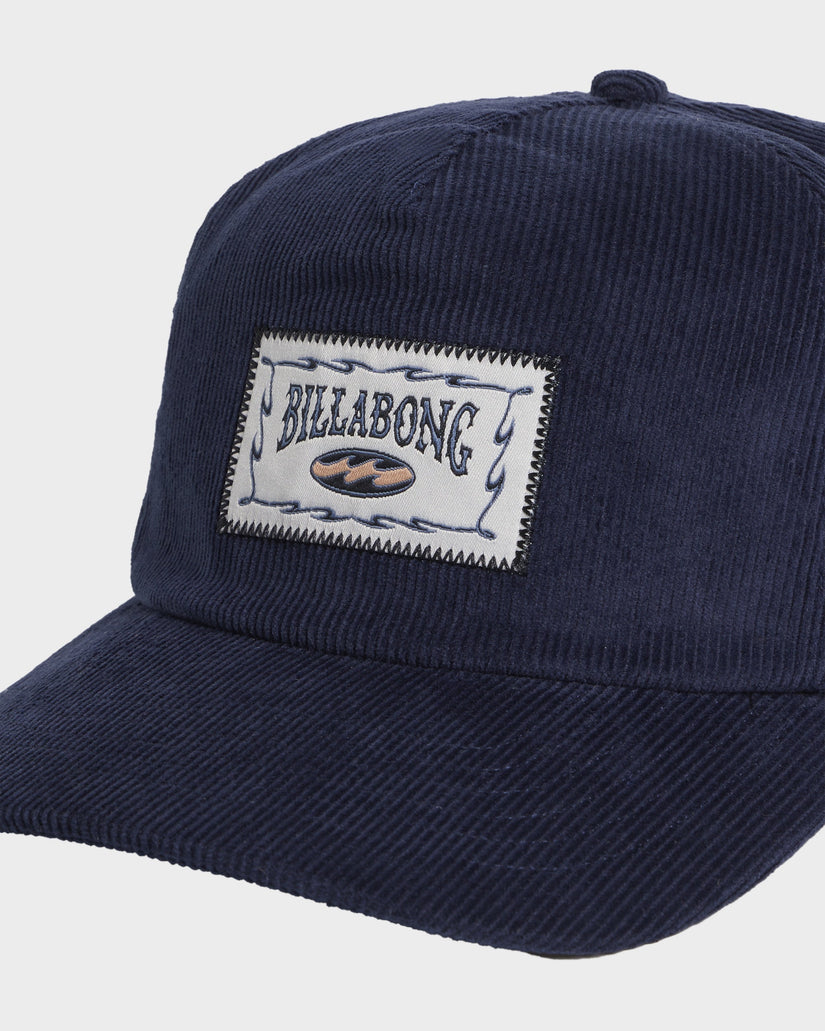 HERITAGE SNAPBACK CAP