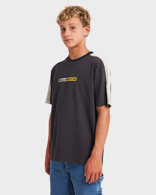 BOYS SPEC ICONIC OG T-SHIRT