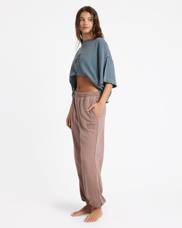 STEPPIN UP TRACKPANTS