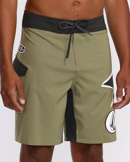 ST4R G4ZER MOD 20" BOARDSHORT