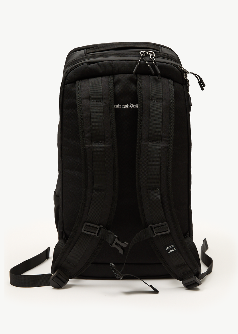 WEEKENDER 32L RECYCLED BACKPACK