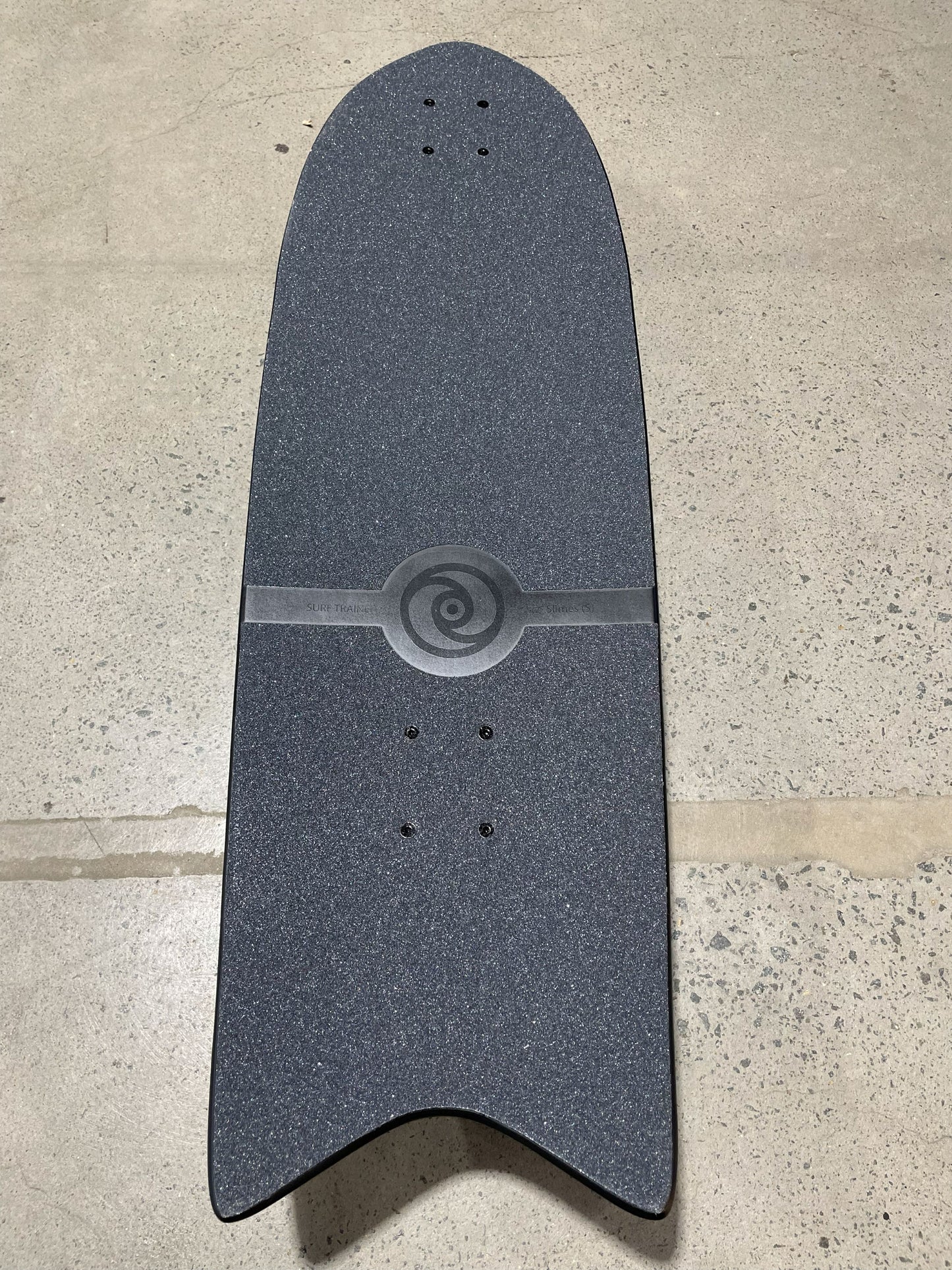 32" FLYING FISH SLIMES X SMOOTHSTAR SURFSKATE