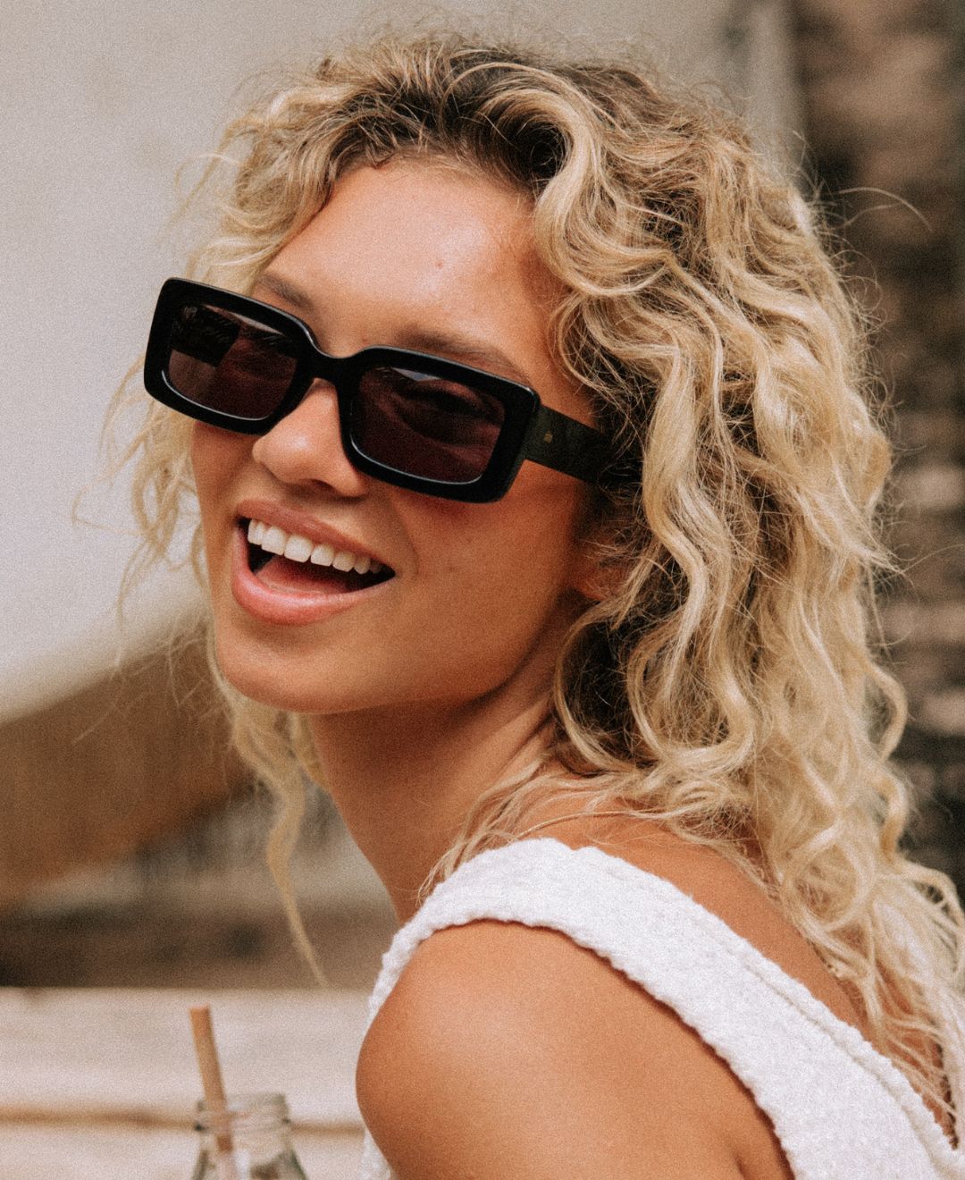 ODESSA BLACK/SMOKEY GREY