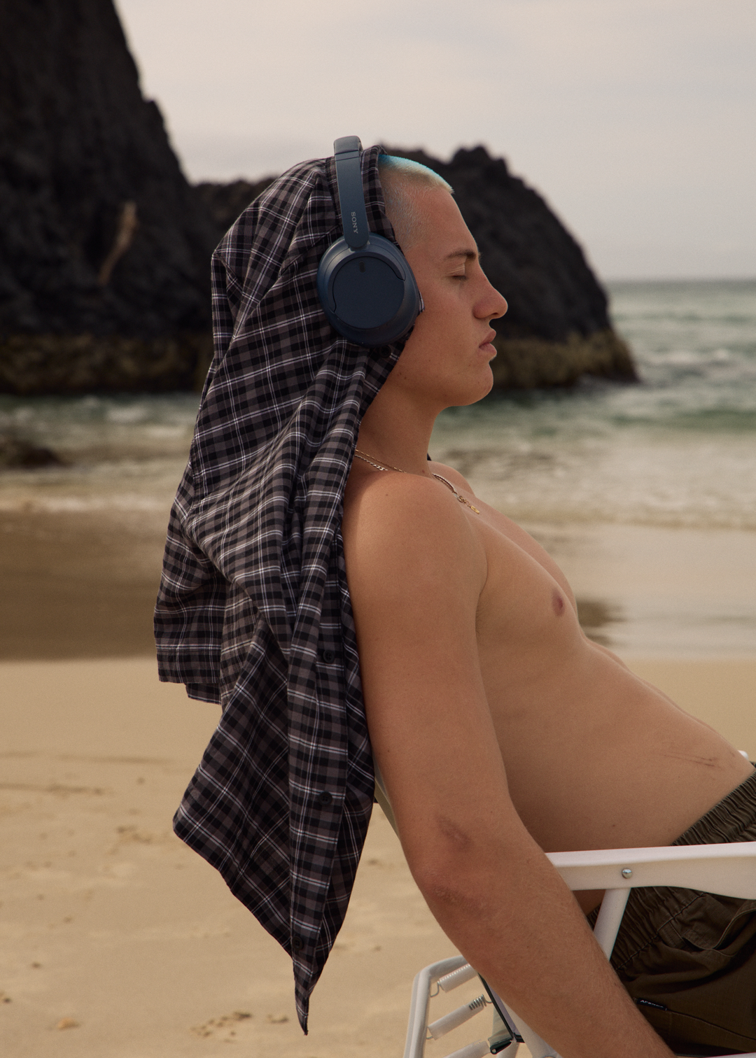 DARKNESS SHORT SLEEVE SHIRT