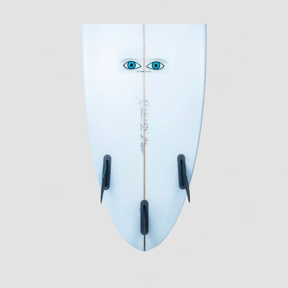 SHARKEYES SHARK DETERRANT DECAL-MEDIUM