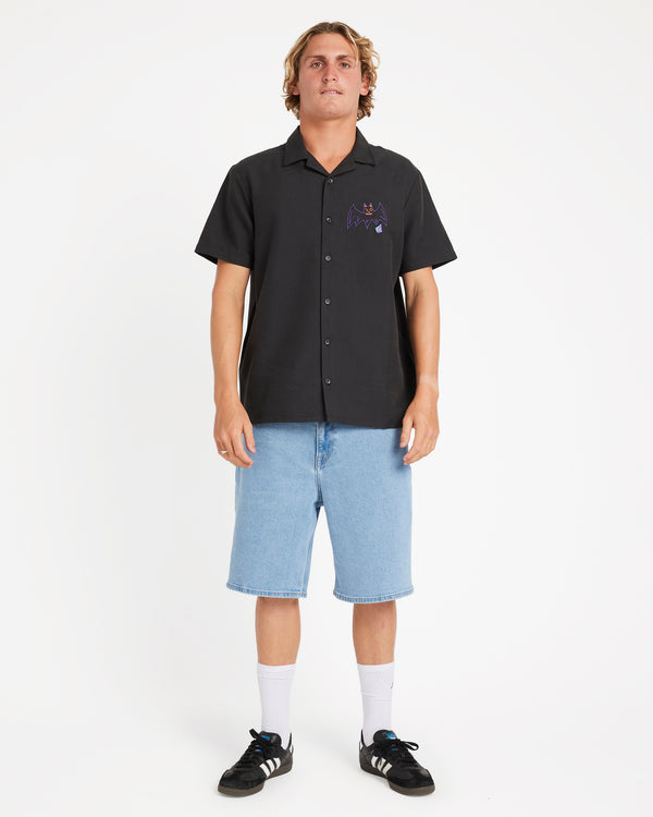 FEATURED ARTIST OZZY WOVEN SHORT SLEEVE SHIRT