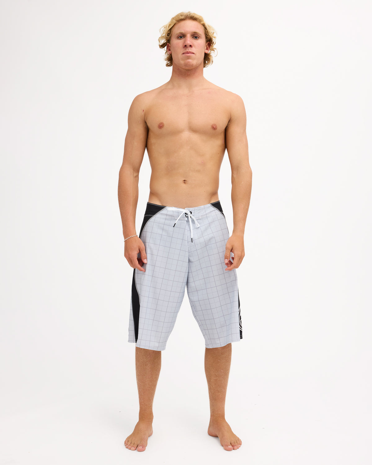 SPEC 73 ROUNDHOUSE 23" BOARDSHORTS