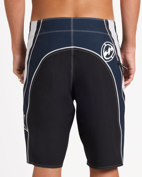 FLUID 2K PRO 21" BOARDSHORTS