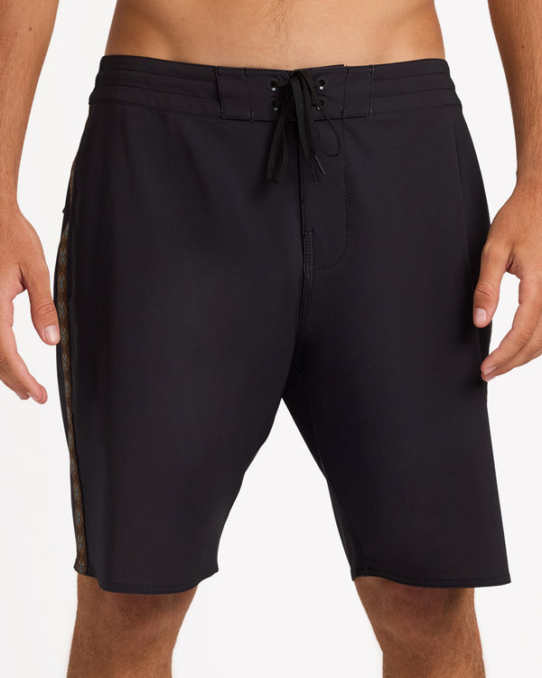 WATEGOS LOW TIDE 17.5" BOARDSHORTS