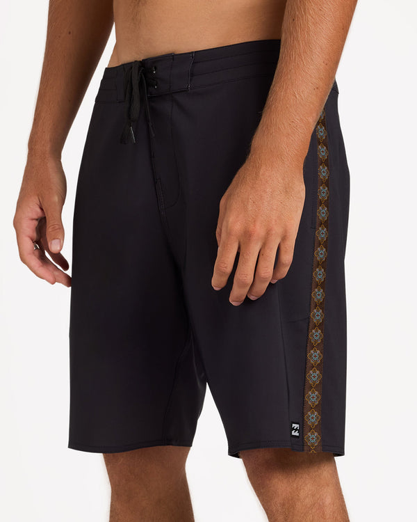WATEGOS LOW TIDE 17.5" BOARDSHORTS