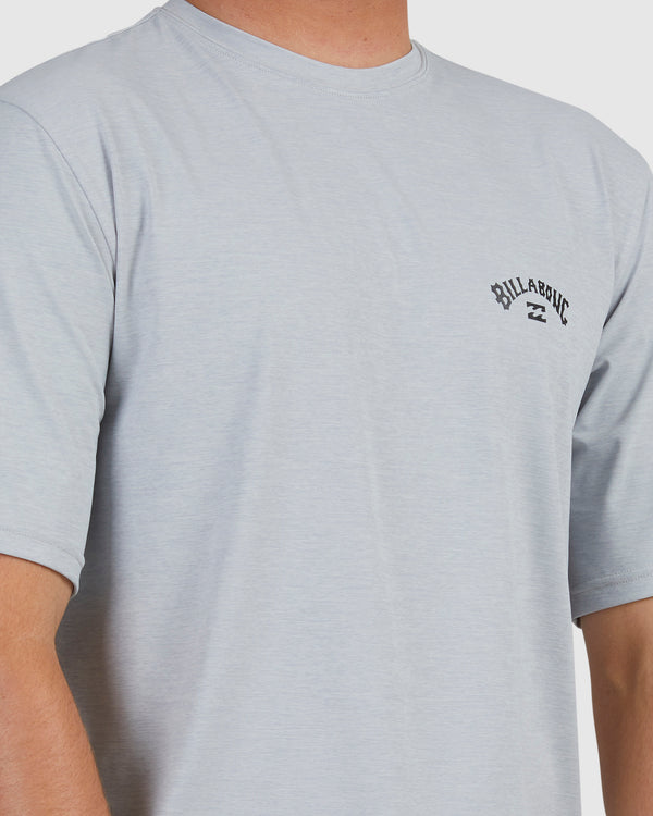 SHORELINE LOOSE FIT SHORT SLEEVE RASH VEST