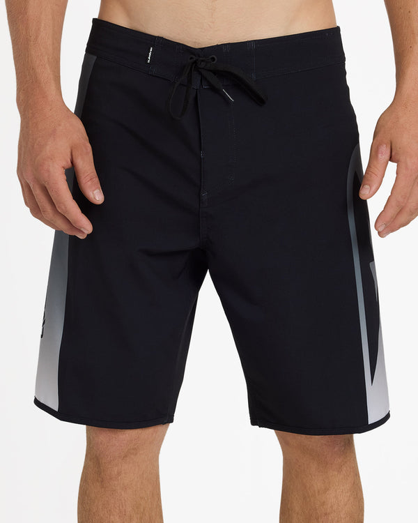 SURFSILK HOLMES 20" BOARDSHORTS