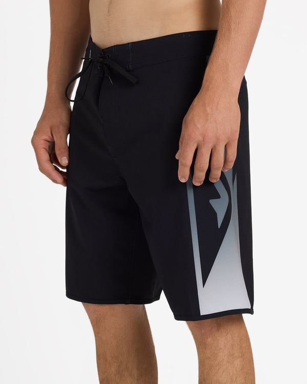 SURFSILK HOLMES 20" BOARDSHORTS