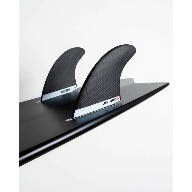 TWIN CARBON FIN